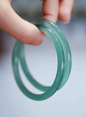 天青色天然玉髓美人条手镯一步一响 天青冻玉髓美人条 中国风礼物