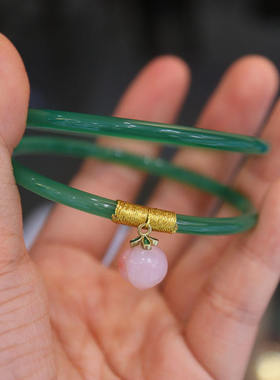 玉髓玛瑙叮当镯水蜜桃桃子手镯古风玉石细条少女镯子小众珠宝饰品