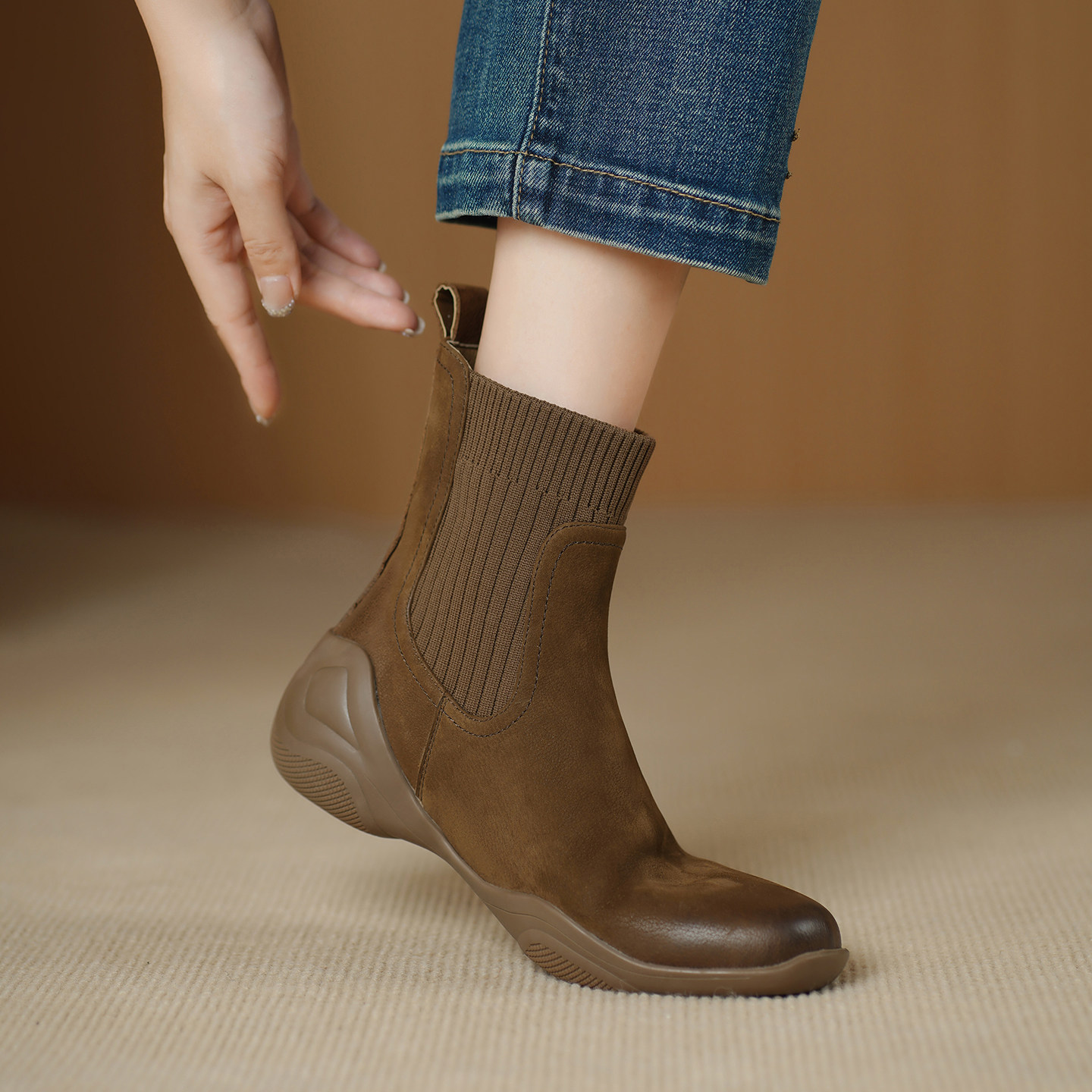 英伦风厚底切尔西短靴女2025秋冬新款真皮复古坡跟软底瘦瘦马丁靴,淘宝优惠券,粉丝福利购,淘宝优惠卷