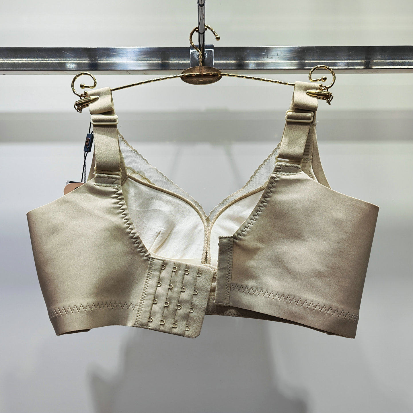 每美文胸2810B 青年女性中厚无磁无钢圈小胸聚拢调整型铜氨丝内衣,淘宝优惠券,粉丝福利购,淘宝优惠卷