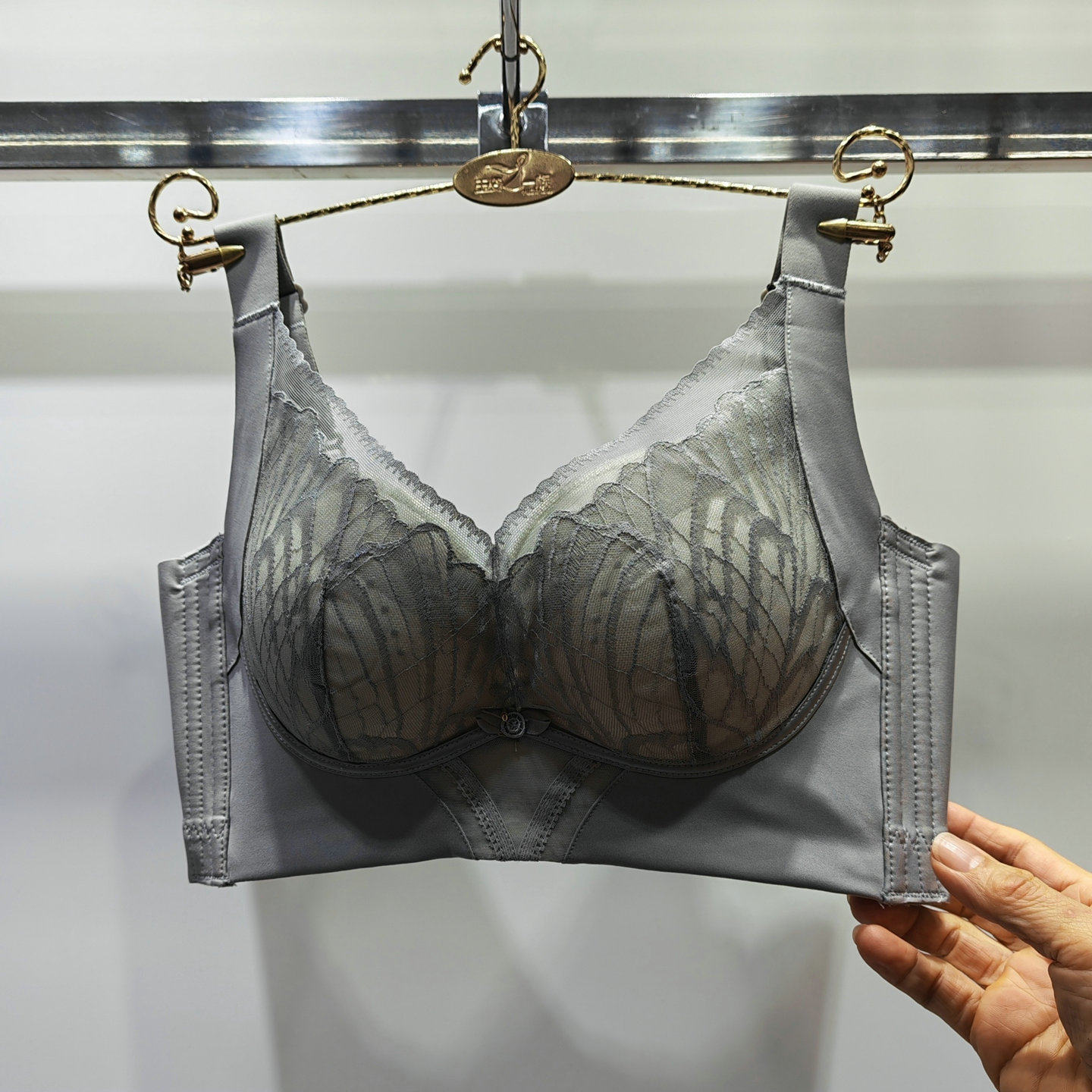 每美文胸2810B 青年女性中厚无磁无钢圈小胸聚拢调整型铜氨丝内衣,淘宝优惠券,粉丝福利购,淘宝优惠卷