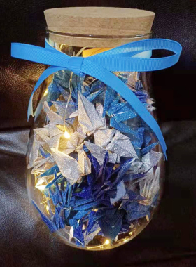 蓝色折纸diy金粉千纸鹤成品