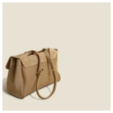 Кожаная вместительная и большая сумка на одно плечо, из натуральной кожи