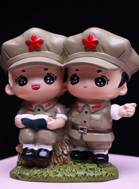 站姿铁血军魂儿童房摆件军人礼物