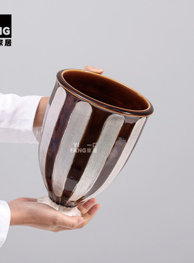 一匚大丹陶瓷银彩花器大口径