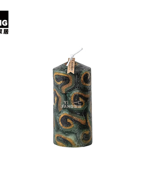 一匚中古钱风花艺烛台样板间