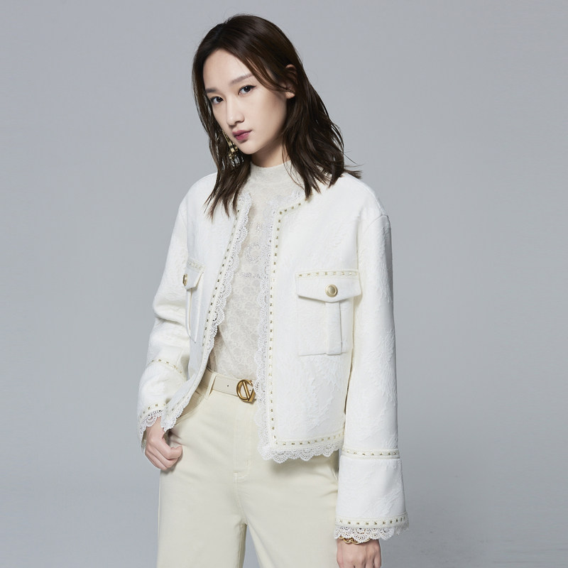 卡拉佛米白色修身显瘦设计感针织衫 colove蕾丝衫/雪纺衫