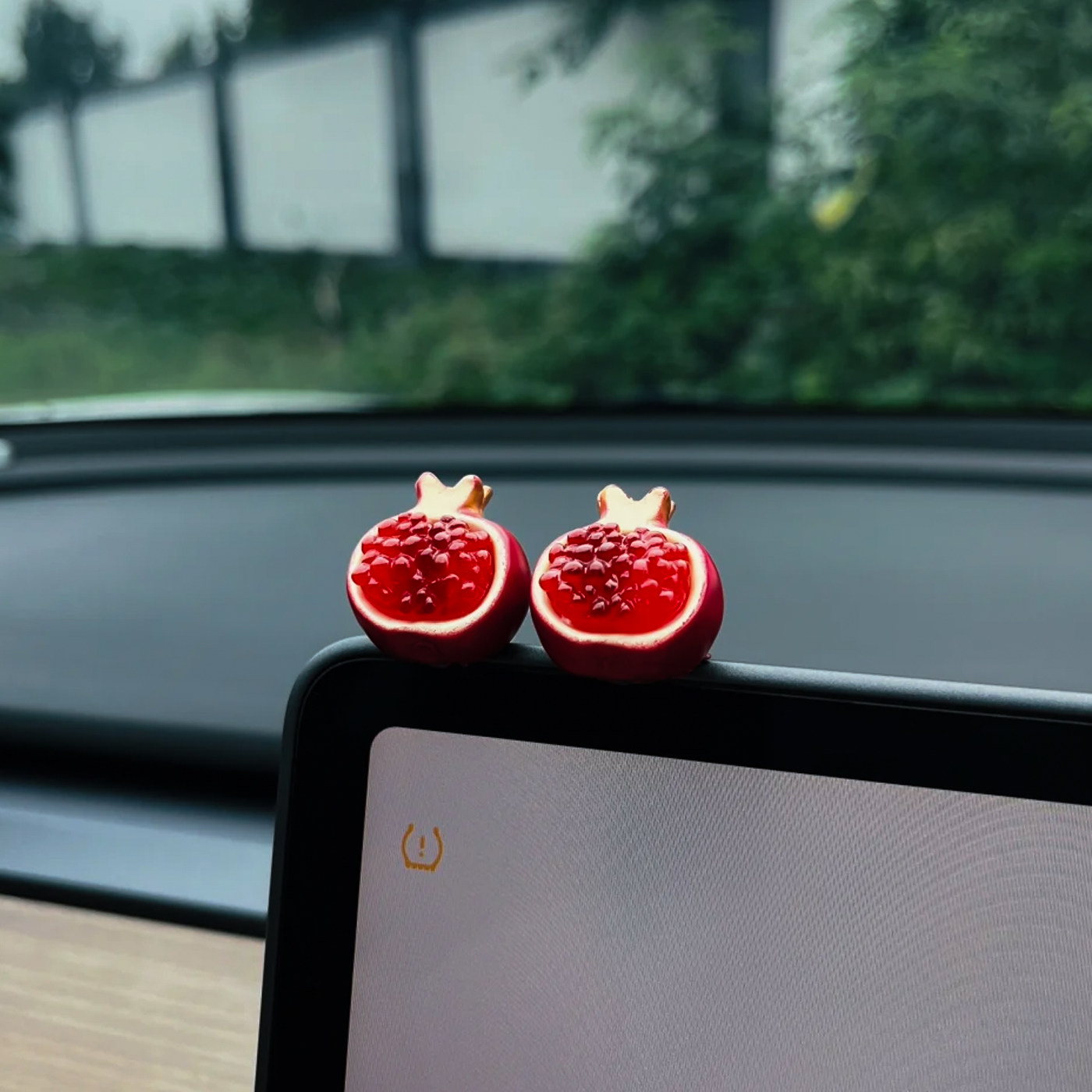 时来运转小石榴汽车摆件治愈系石榴摆饰车用中控台显示屏幕装饰品,淘宝优惠券,粉丝福利购,淘宝优惠卷