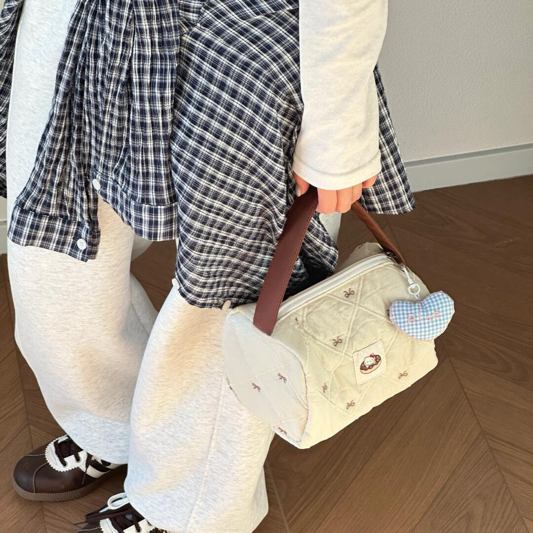 甜甜圈猫咪手拿包新款外出便携手提化妆包小拎包洗漱化妆刷收纳袋,淘宝优惠券,粉丝福利购,淘宝优惠卷