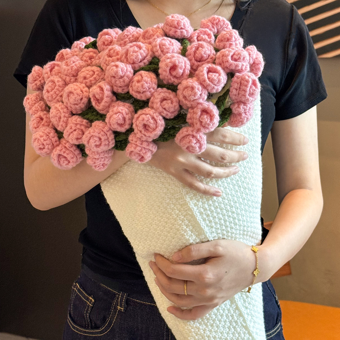 教师节七夕送女生生日礼物实用手工编织玫瑰花束针织毛线毯子成品,淘宝优惠券,粉丝福利购,淘宝优惠卷