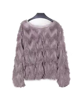 样板间女士衣帽间摆件围巾衣服