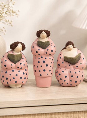 胖女人读书艺术摆件奶油风客厅玄关桌面装饰品家居生日乔迁送礼物