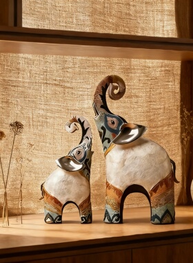 创意抽象小象装饰摆件客厅玄关