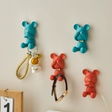 Симпатичная насильственная медвежьем освобождение Sticky Hook Creative Wall После входа в дверь, ключевая кухонная штепсельная штекер