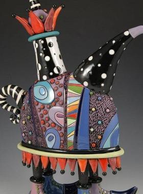 色彩斑斓茶壶摆件家居创意艺术摆件树脂工艺品设计茶壶装修