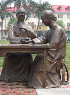 热销户外街景铜步行街人物雕塑铸铜商业街小品城市景人物观雕塑