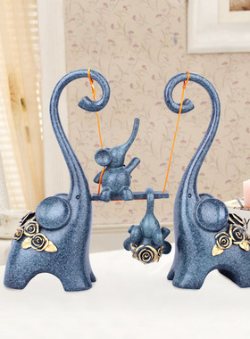 树脂工艺品 欧式木色荡秋千三口象摆件 创意客厅电视柜家居装饰品