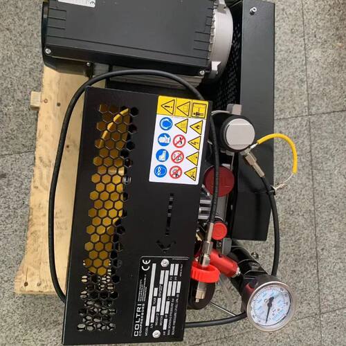 100L空气压缩机ICON100科尔奇呼吸空气充气泵MCH6/ET螺杆空压机 - 图0