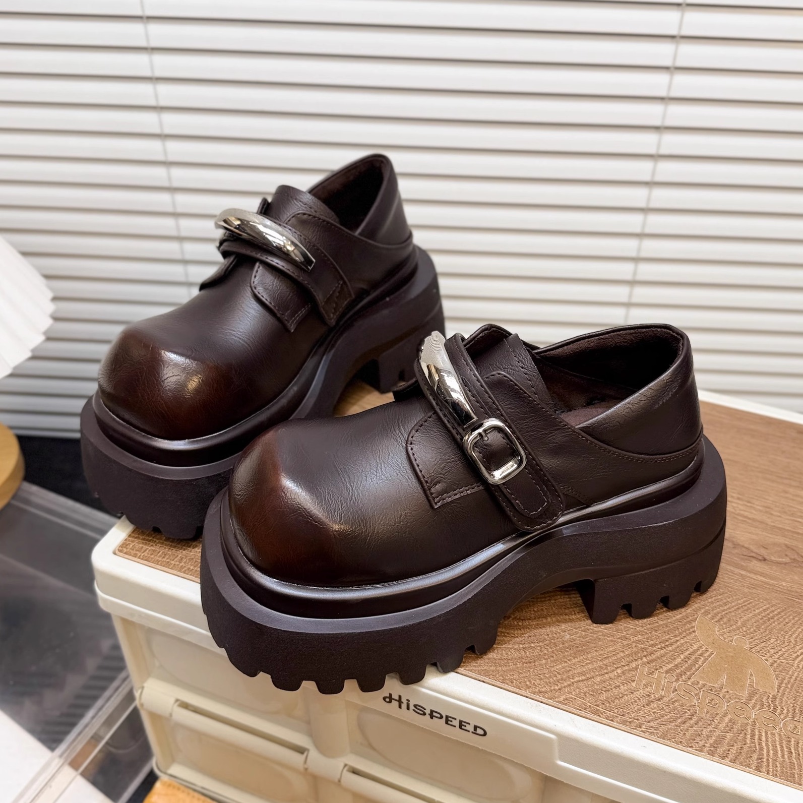 日本offcat真皮厚底复古大头小皮鞋女202款高级感一脚蹬乐福单鞋 - 图2