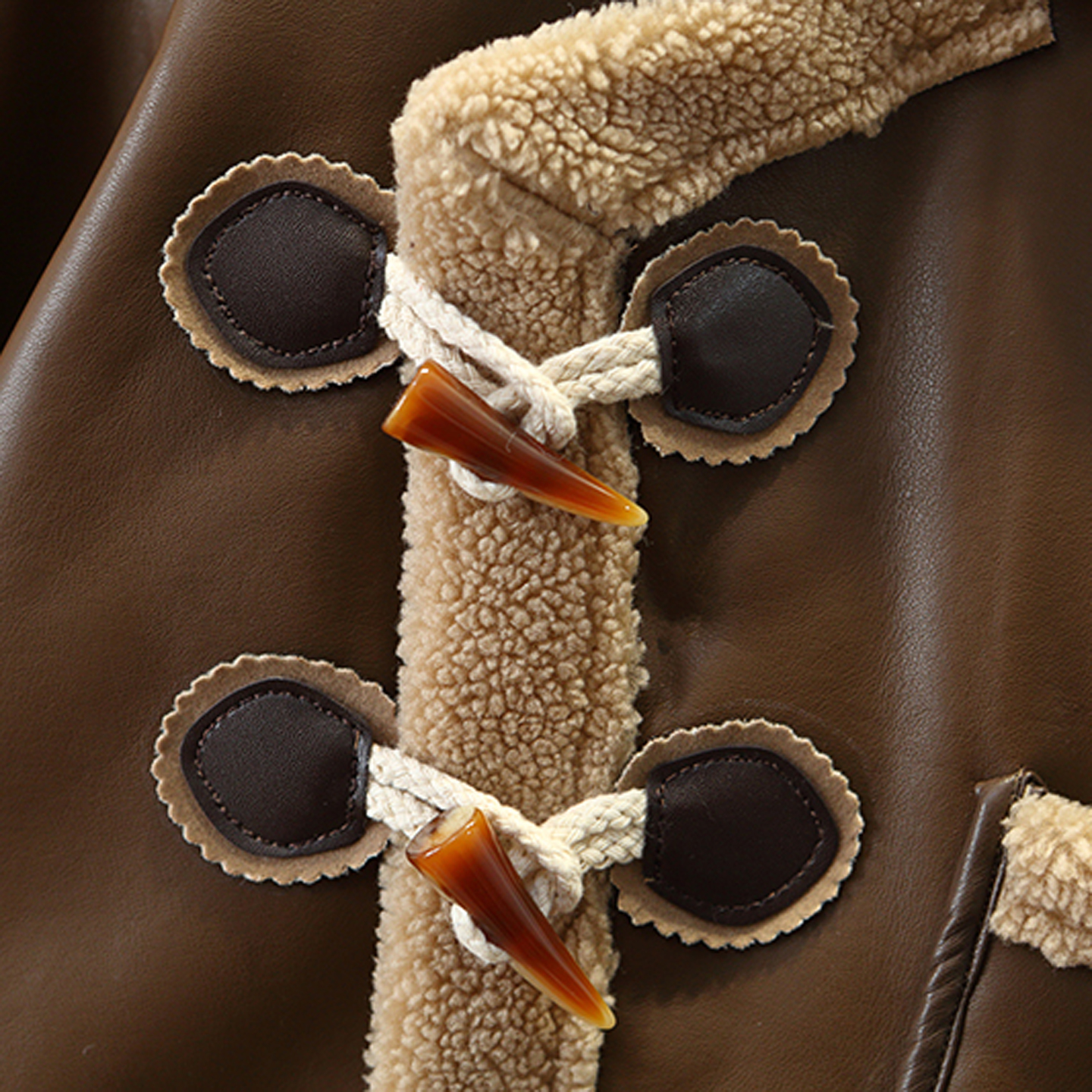 男童加绒外套冬季2025新款儿童皮衣女宝宝保暖冬装皮毛一体夹克潮 - 图2