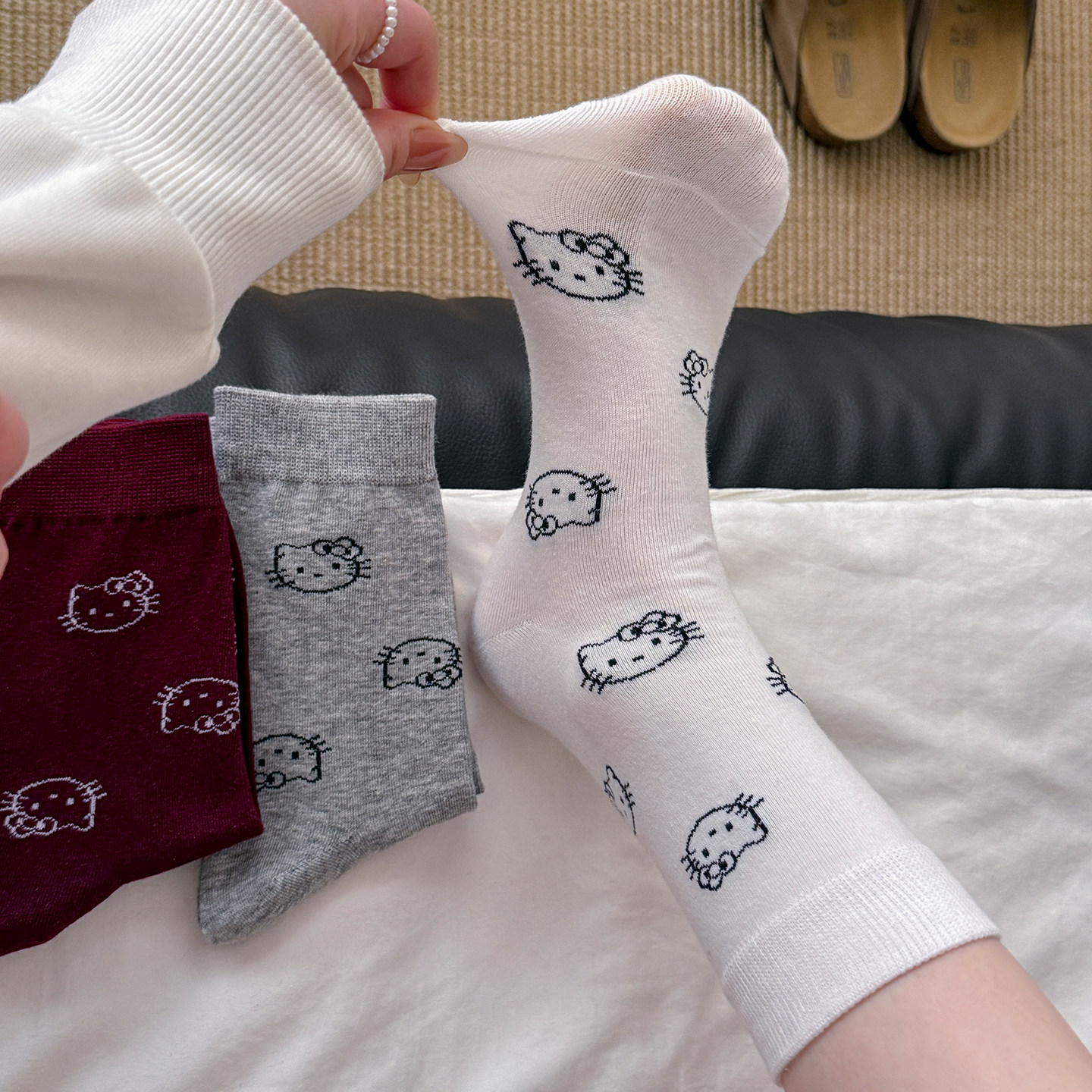 hellokitty袜子女秋冬白色堆堆袜配勃肯鞋可爱袜子女中筒袜卡通袜,淘宝优惠券,粉丝福利购,淘宝优惠卷