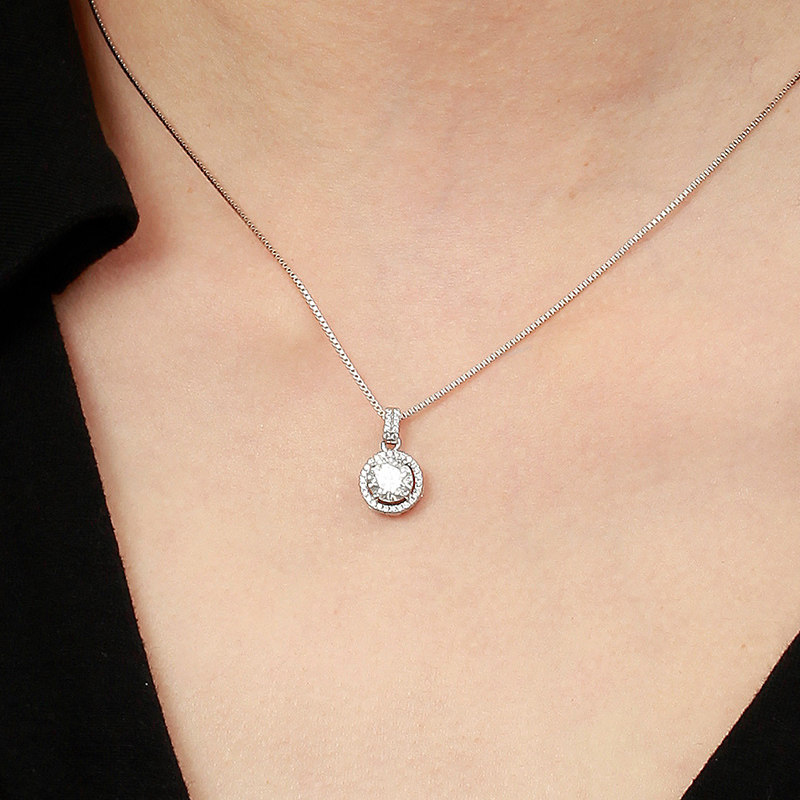 诗美洛正品莫桑石女纯银吊坠锁骨链 诗美洛项链