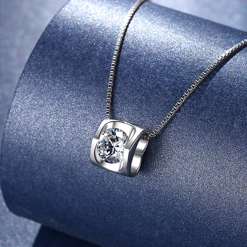 诗美洛女正品莫桑石吊坠纯银项链 诗美洛项链