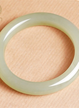 五花八门天然和田玉手镯终身保真