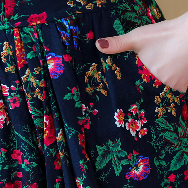 碎花民族风连衣裙 媚娇兰连衣裙