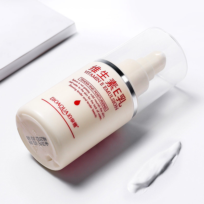  泊泉雅雅兰丝乳液/面霜