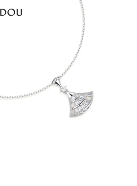 阿吉豆项链女款扇形小裙子吊坠链