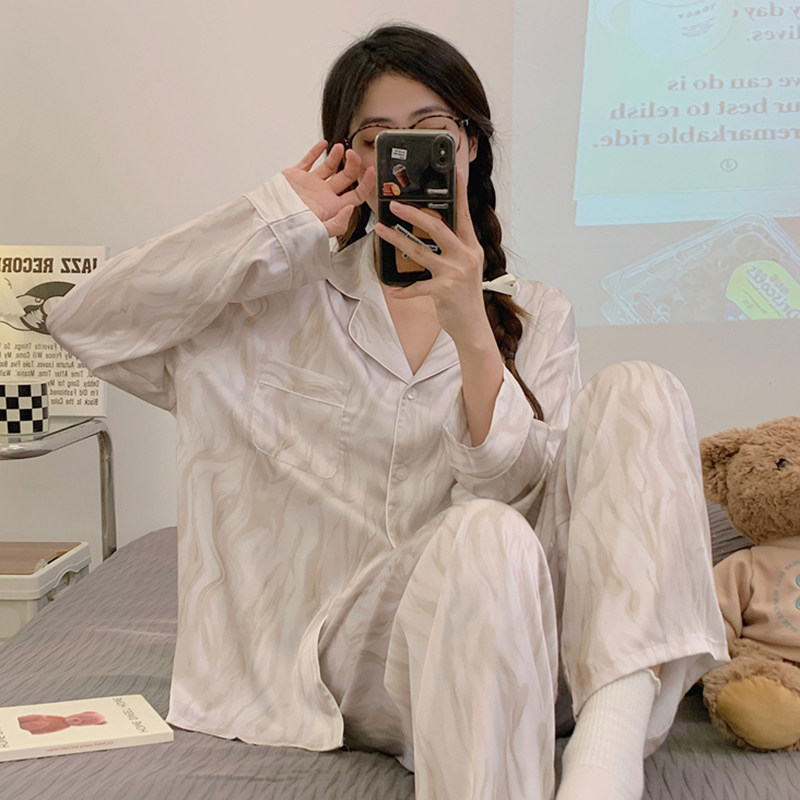 宽松可外穿仿真丝绸薄款简约感睡衣 仙罗兰服饰睡衣/家居服套装