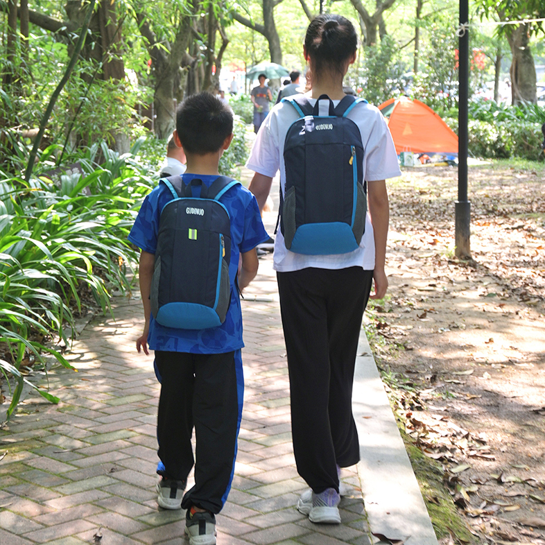 儿童背包女孩外出旅游超轻便旅行出游书包户外春游运动小双肩包男 - 图1