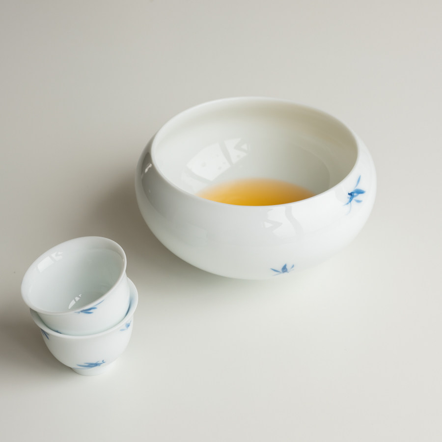 蝴蝶兰系列 手绘釉下彩兰花 白瓷水盂 桌面茶台废水缸茶渣桶水洗,淘宝优惠券,粉丝福利购,淘宝优惠卷