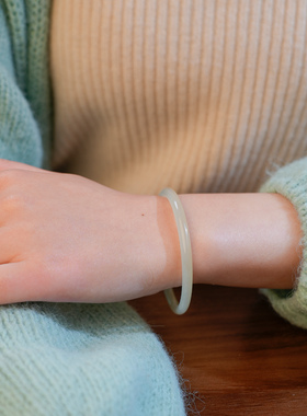 凤飞凰和田玉晴水细条叮当镯