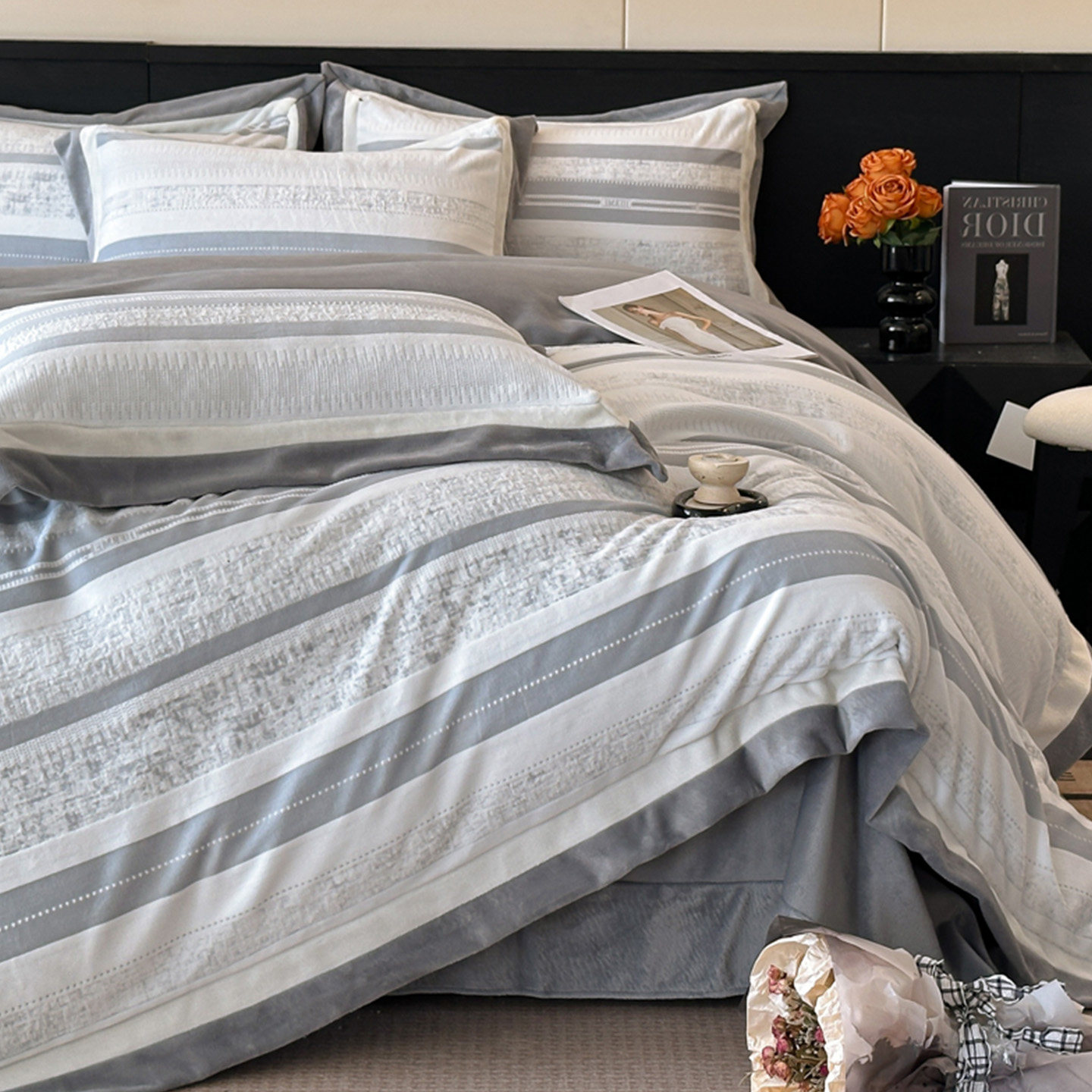 2025新款轻奢高级感雕花绒床上四件套冬季加厚牛奶珊瑚绒被套床单,淘宝优惠券,粉丝福利购,淘宝优惠卷