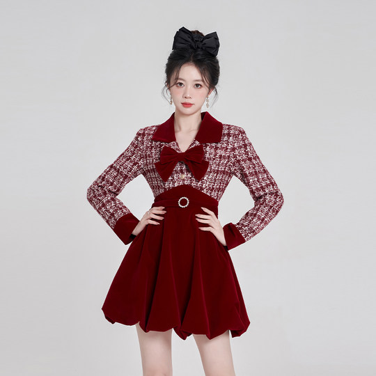 小香风v领红色格子设计感连衣裙女秋冬季高级感新年战袍丝绒裙子