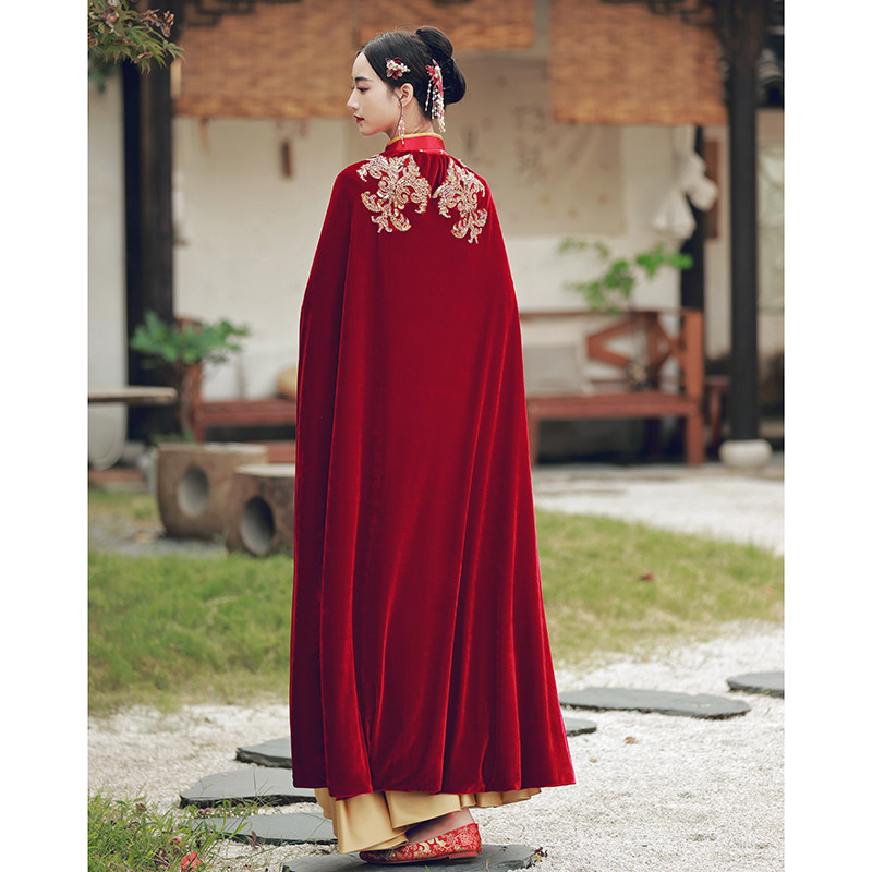 秀禾披风新娘结婚丝绒外搭中式古装 美伦姿秀风衣