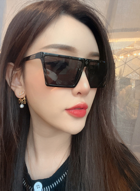 墨镜2022新款潮女gm防紫外线强光显脸小太阳镜ins街拍网红款眼镜