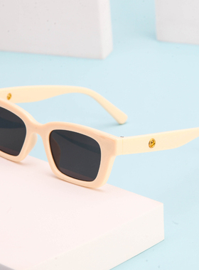 复古风太阳眼镜gm街拍女