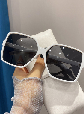 墨镜女夏2022潮男抖音网红眼镜开车眼镜太阳镜女圆脸大脸显瘦眼睛