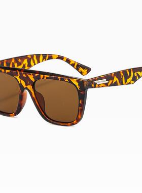 网红墨镜女街拍时尚防紫外线