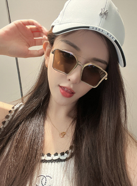 太阳镜2022年新款海边墨镜女防紫外线高级感gm夏黑色眼镜时尚复古