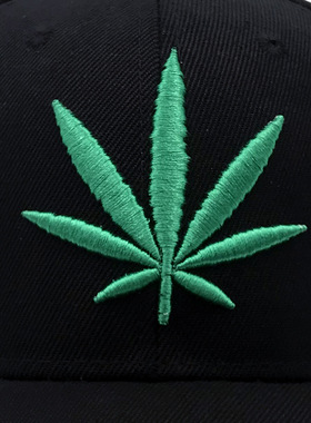 日系潮牌纯色简约弯檐立体刺绣棒球帽男女百搭时尚户外迷彩鸭舌帽