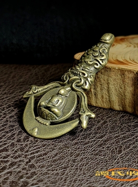 仿古黄铜做旧瑞兽祥纹日月金刚杵吊坠小众文玩藏佛像铜牌随身挂饰