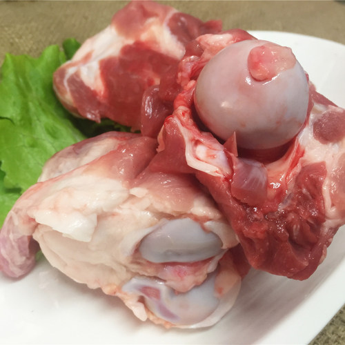 新鲜大棒骨土猪筒子骨 圆骨柴猪大骨土猪肉煲汤靓汤1根敲2节发货 - 图1