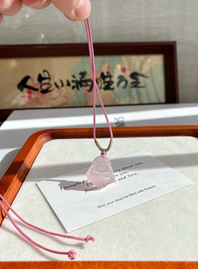 天然粉水晶佛公吊坠冰透小佛项链女锁骨链平安挂件简约玉石新中式