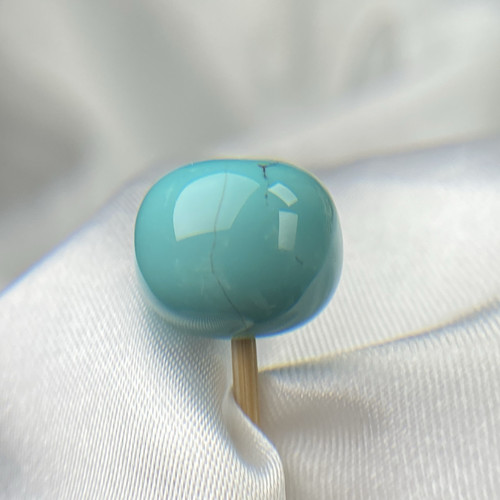 绿松石散珠湖北天然原矿瓷釉级绿松石老型墩子13.5mm重3.4g - 图2