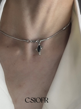 CS1OFR暗黑月光蛇骨项链男女ins小众设计简约颈链锁骨链配饰品