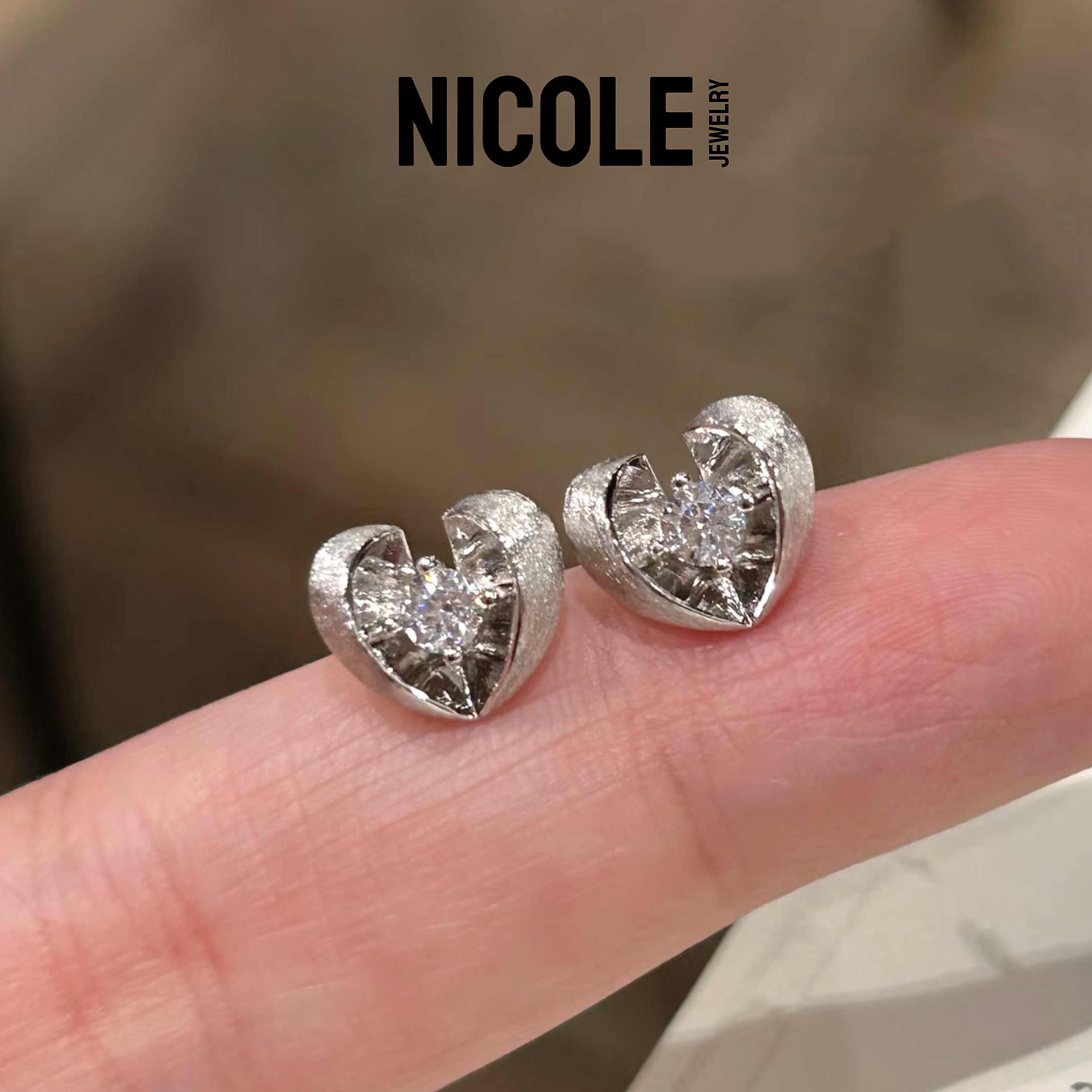 Nicole Jewelry纯银拉丝爱心耳环女气质轻奢小众设计感悬浮耳钉,淘宝优惠券,粉丝福利购,淘宝优惠卷